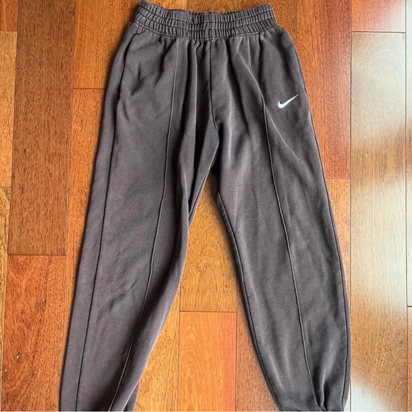 SOLD‼️ - Picture 2 of 5